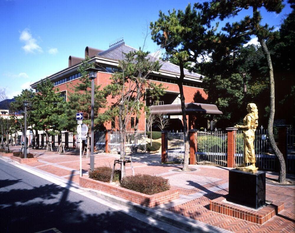 Kure Hankyu Hotel Exterior photo